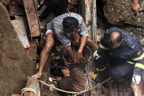 При обрушении жилого дома в Мумбаи погибли 14 человек - «Происшествия»