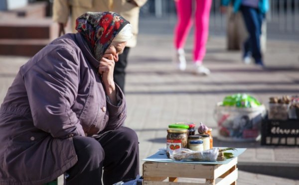 Росстат зафиксировал рост уровня бедности в России - «Новости Дня»