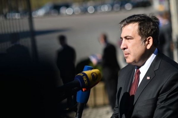 Саакашвили сообщил о снятии своей партии с выборов в Раду - «Политика»