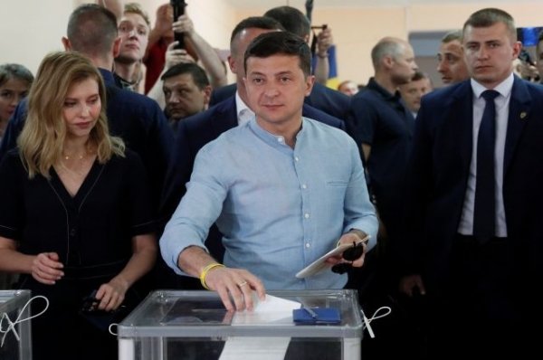 СМИ: офис Зеленского хочет провести досрочные местные выборы - «Происшествия»
