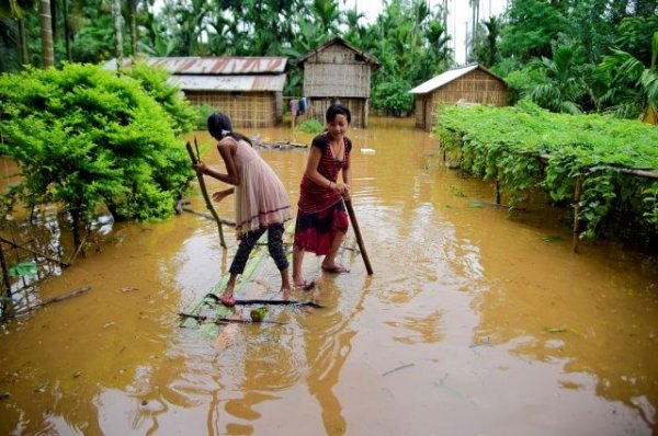 СМИ сообщили, что в Индии более 2,6 млн человек находятся в зоне наводнения - «Происшествия»