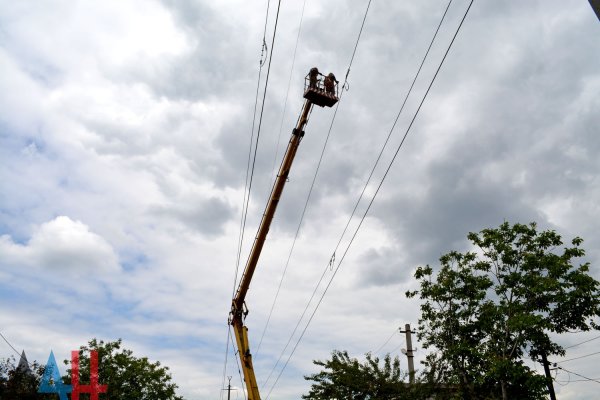 Специалисты ДНР восстановили электроснабжение южных сел, нарушенное обстрелами ВСУ 1 июля