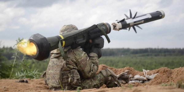 Украинские ПТРК Javelin вывозят в Польшу - «Политика»