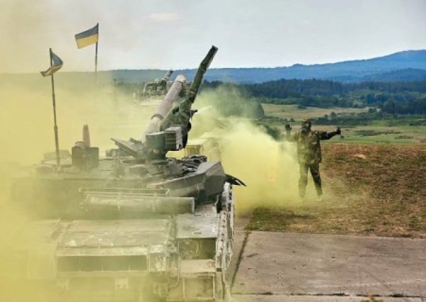 Украинские военные по ошибке обстреляли свои позиции - «Военное обозрение»