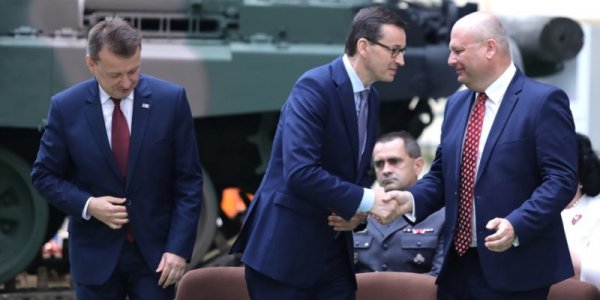 В Польше подписали договор на ремонт и модернизацию танков Т-72 - «Общество»