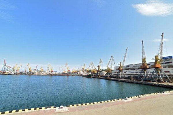 В порту Одессы начали разгружать первую партию нефти из США - «Происшествия»