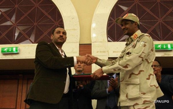 В Судане военные и оппозиция подписали соглашение