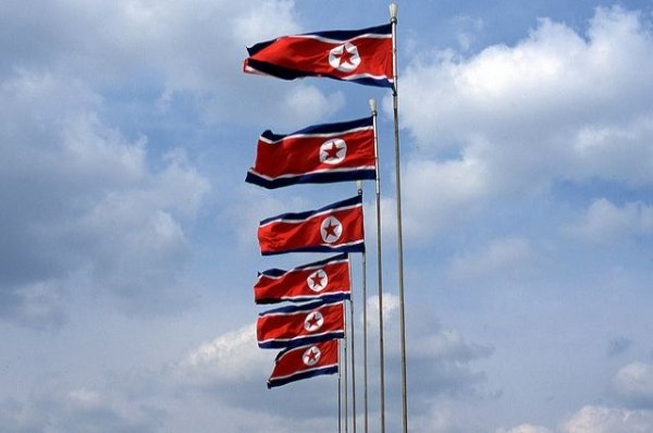 Южная Корея призвала КНДР не усиливать военную напряженность в регионе - «Политика»