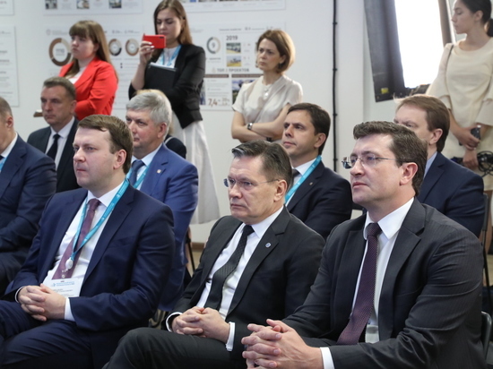 Проекты по оптимизации предоставления госуслуг представили в Нижегородской области