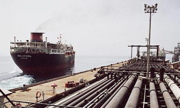 СМИ: Экспорт иранской нефти уменьшился до исторических минимумов - «Новости Дня»