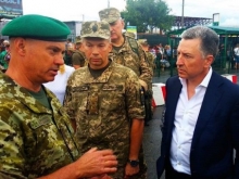 Спецпредставитель Госдепа США Курт Волкер посетил Станицу Луганскую - «Военное обозрение»