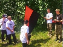 Украинская молодежь в лагере «Героев УПА» присягает на верность Бандере - «Военное обозрение»