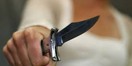 В Херсонской области жена ударила ножом любовницу мужа - «Общество»