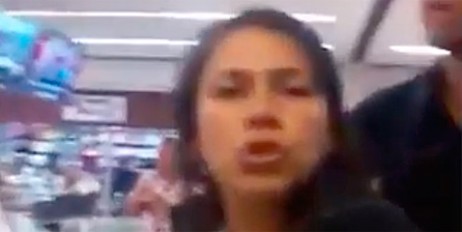 В Колумбии опоздавшая на рейс пассажирка разгромила стойку в аэропорту (видео) - «Спорт»