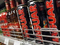В России задумали отменить запрет на алкогольные энергетики - «Здоровье»