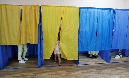 В некоторых регионах Украины проголосовали почти 35% избирателей - «Новости Дня»