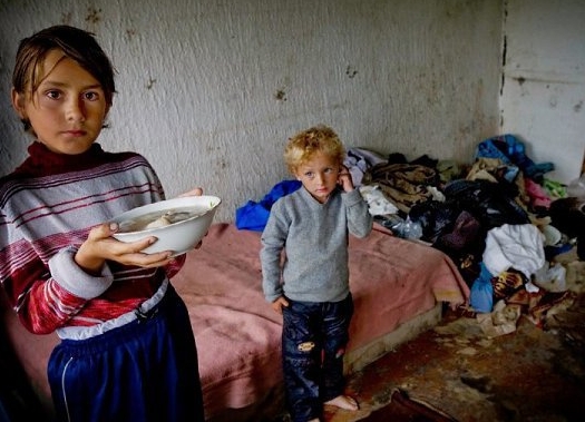 Бедные дети России, для которых государство создает «ловушку нищеты» - «Новости дня»