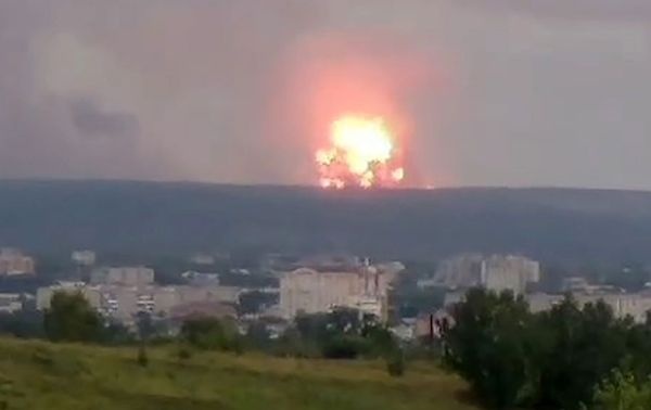 Из-за взрывов на складе боеприпасов под Ачинском ввели режим ЧС - «Новости Дня»