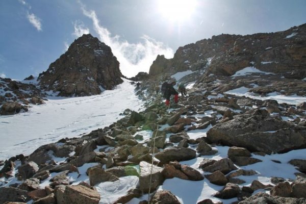 Альпинист из Иркутска погиб в горах Киргизии | Происшествия - «Политика»