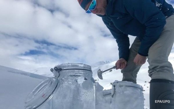 Частицы пластика нашли в арктическом снегу