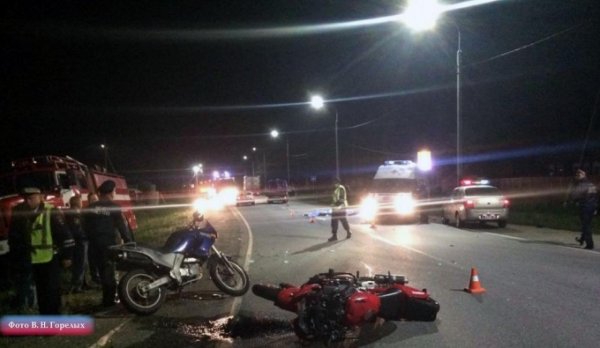 Двое полицейских на мотоцикле погибли при аварии под Каменском-Уральским