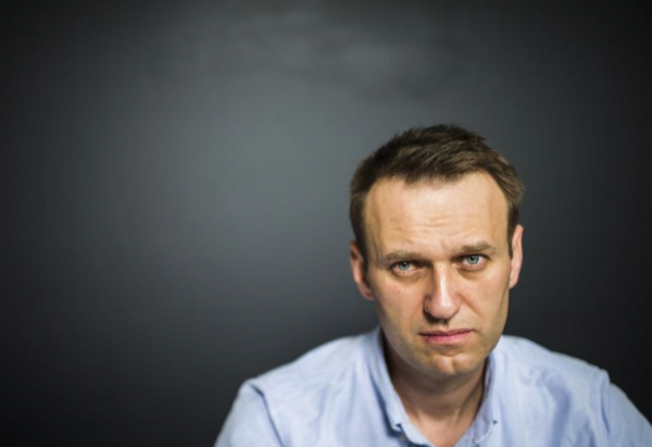 «Фабрика компромата» в Петербурге: Навальный не угодил своему спонсору - «Спорт»