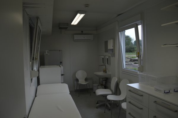 Модульная амбулатория открылась вблизи Саур-Могилы вместо разрушенного в 2014 году пункта медпомощи (ФОТО)