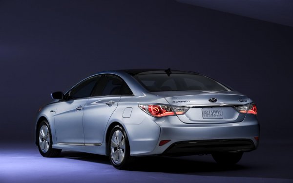 Первый автомобиль Hyundai с солнечной крышей поступил в продажу в Южной Корее - «Авто новости»
