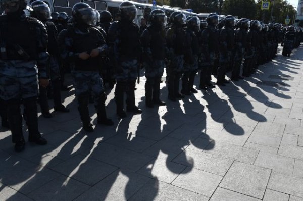 Полиция просит воздержаться от провокаций на согласованной акции в Москве | Безопасность | Общество - «Политика»