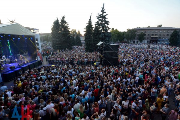 Русский центр за время работы организовал в ДНР 34 концерта с участием российских звезд