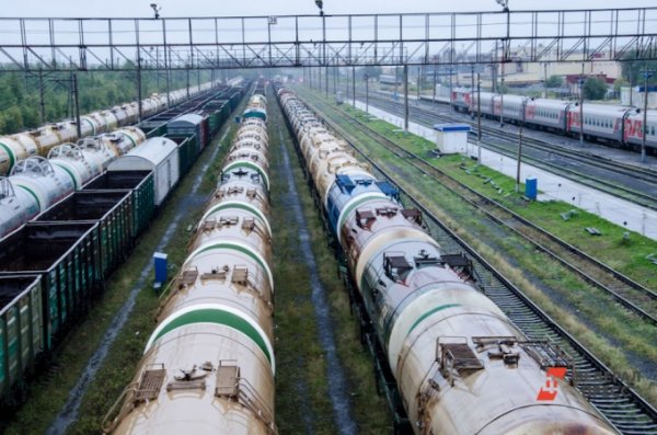 В Свердловской области сошли с рельсов пять вагонов