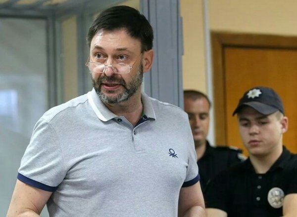 Вышинский освобождён из-под стражи в зале суда - «Новости дня»