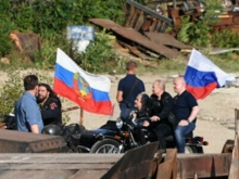 Путин прибыл на мотоцикле на байк-шоу в Крыму - «Военное обозрение»
