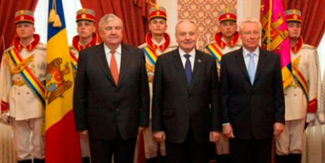 У бывших президентов Молдовы заберут часть привилегий - «Политика»