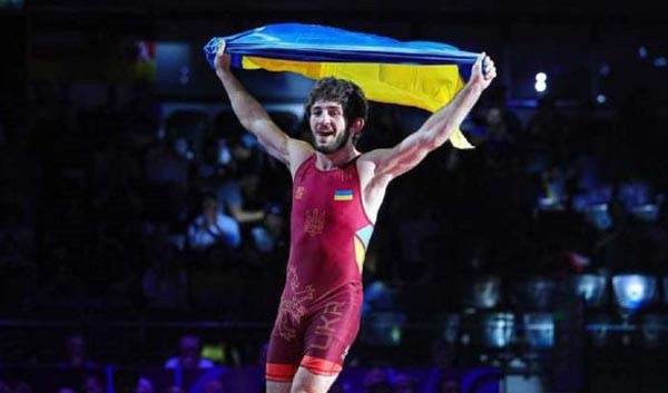 Украинские «вольники» выиграли две медали на ЧМ среди юниоров (+Видео) - «Спорт»