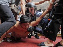 Бойня в Гонконге: во время митингов пострадало 25 человек - «Военное обозрение»