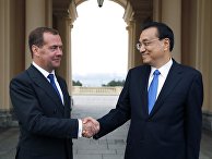 China.com (Китай): Ли Кэцян посетил Россию золотой осенью. Россия и Китай вступили в новую эпоху - «Политика»