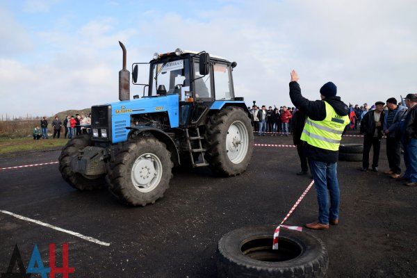 Битва трактористов: В ДНР 12 октября пройдет тракторный рейсинг