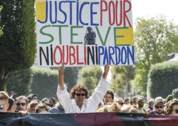 Демократия в опасности: во Франции арестованы десятки протестующих - «Военное обозрение»