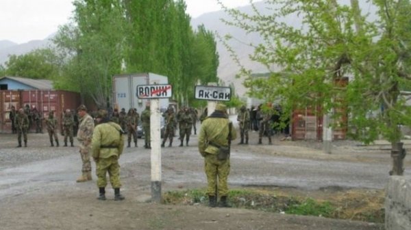 На киргизско-таджикской границе произошел очередной инцидент со стрельбой - «Новости Дня»
