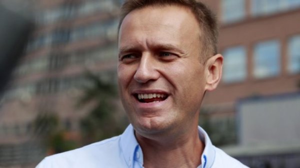 Навальный свалил из России, как только его менеджерам заблокировали счета - «Авто новости»
