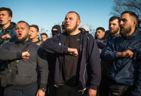 Одесские радикалы устроили самосуд над «учителями-сепарами» - «Военное обозрение»