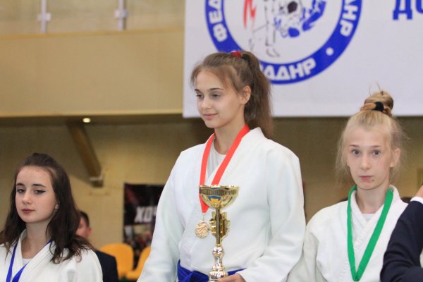 Спортсмены ДНР, ЛНР и РФ разделили призовые места на международном турнире по дзюдо в Донецке