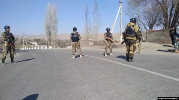 Три таджикских пограничника погибли при перестрелке на границе с Киргизией - «Новости Дня»