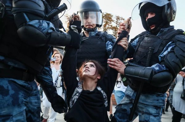 Участникам московских митингов дадут отопление только в декабре - «Происшествия»