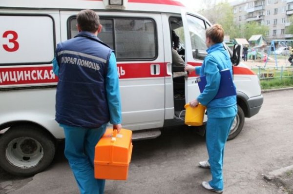 В селе под Челябинском уволились почти все врачи скорой помощи из-за плохих условий труд - «Новости дня»