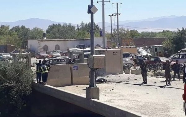 Взрыв во время выступления президента Афганистана: десятки жертв