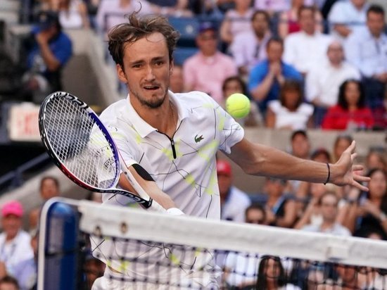 Медведев уступил Надалю в финале Открытого чемпионата США по теннису
