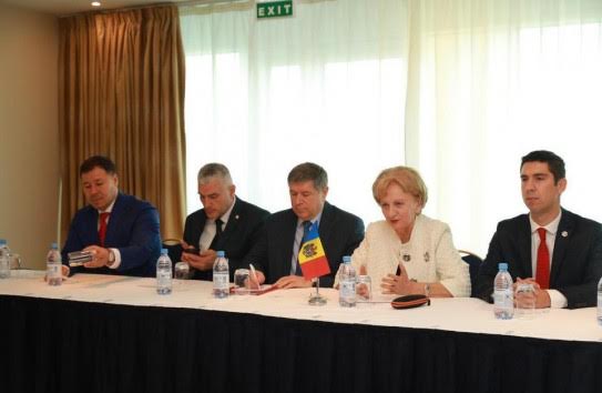 Молдавские парламентарии участвуют в форуме евразийских стран - «Новости Дня»