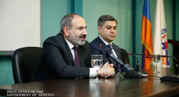 Пашинян упрекнул экс-директора СНБ Армении в неуважении к Вооружённым силам - «Новости Дня»